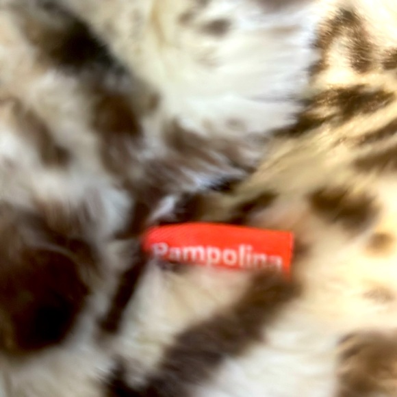 PAMPOLINA GIRLS FAUX LEOPARD PRINT BUCKET HAT WITH POMPOM ATTACHED TIES EC SZ M - Picture 2 of 4